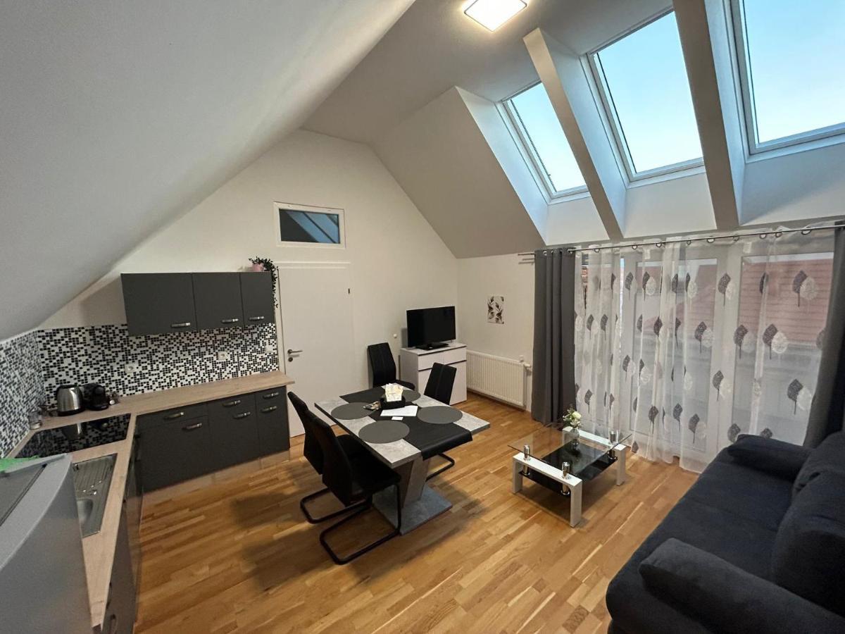 Paky Appartements 00323 Bruck an der Leitha Εξωτερικό φωτογραφία
